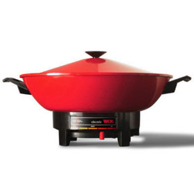 Front view of the west bend electric wok