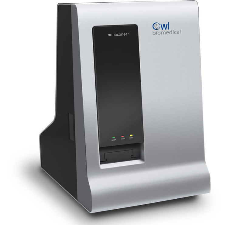 OWL Biomedical : Nanosorter Front three quarters view of the Owl Nanosorter production model