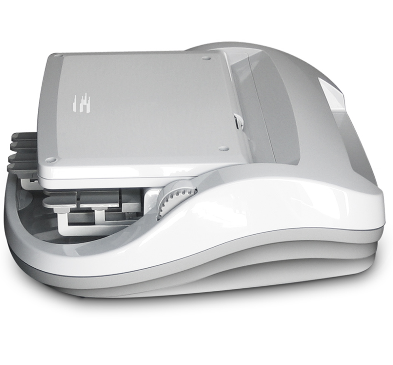 Side view of the diamante shorthand writer with the screen in its closed position